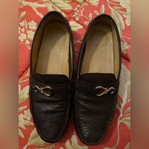 Cole Haan size 8 1/2 B brown loafers. Very soft and comfy. Some scuffs.